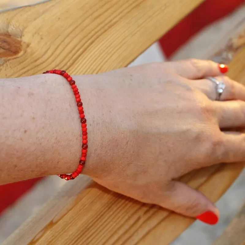 Pulsera Minimalista de Ónix Rojo y Ágata Roja